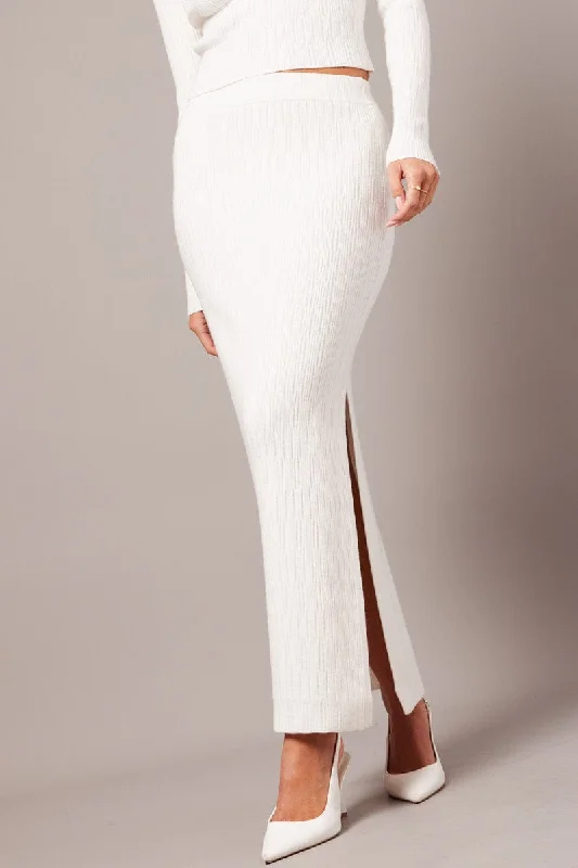 Women's Fashion-Forward Apparel White Knit Skirt High Rise