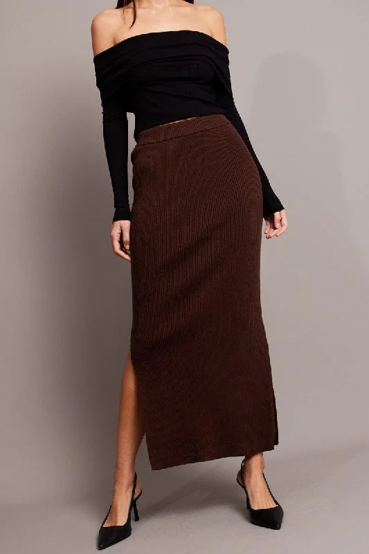 Women's Chic Apparel Brown Knit Skirt High Rise