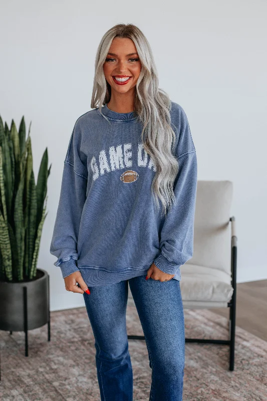 Bold and Elegant Women's Fashion Game Day Oversized Crewneck - Steel Blue