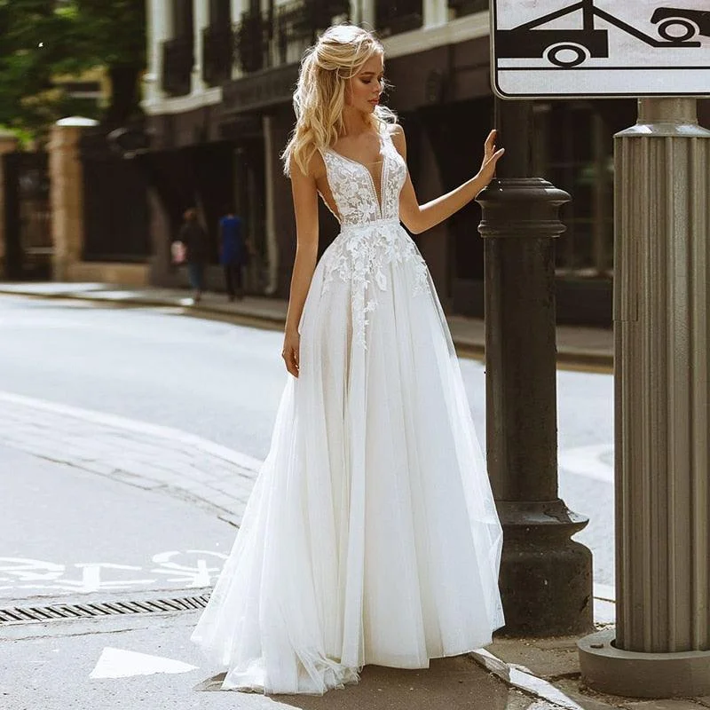 Flash Sales This Week Boho V-Neck Appliques Lace A-Line Tulle Wedding Gown