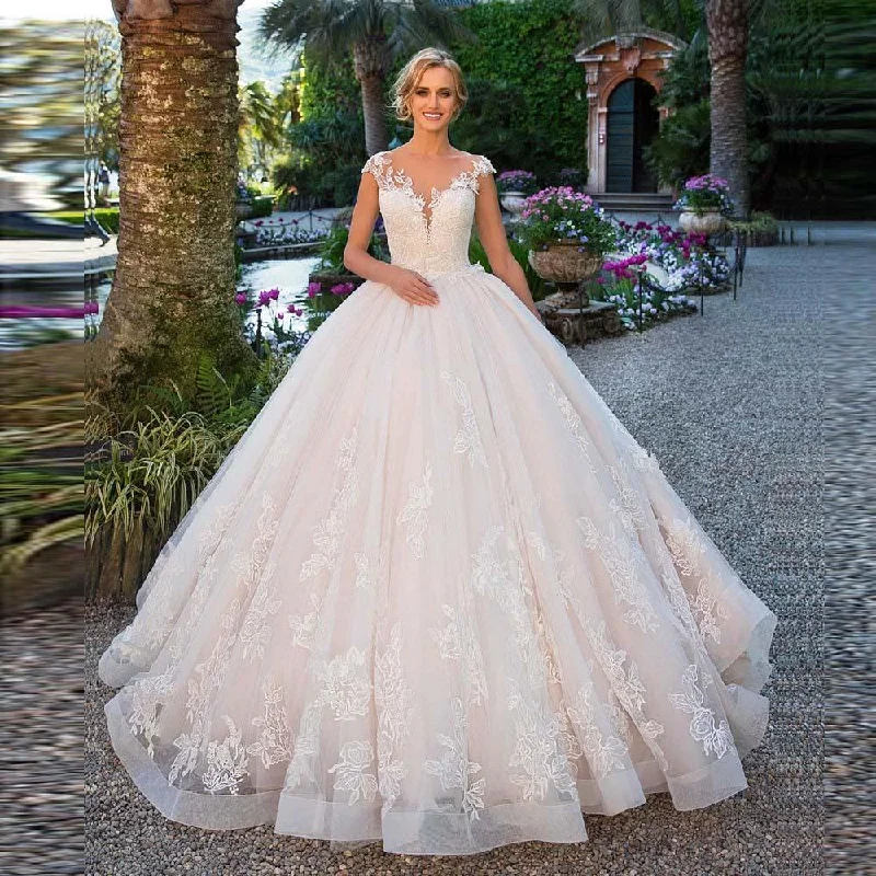 Women's Fashion Clothing V Neck Lace Appliques 3D Flower Ball Gown Wedding Dress