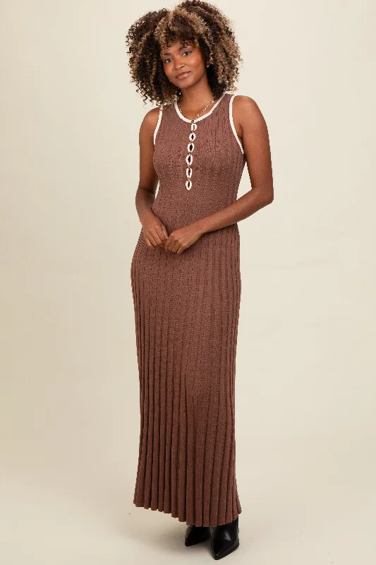 Women's Urban Fashion Brown Ribbed Knit Button Detail Sleeveless Maxi Dress