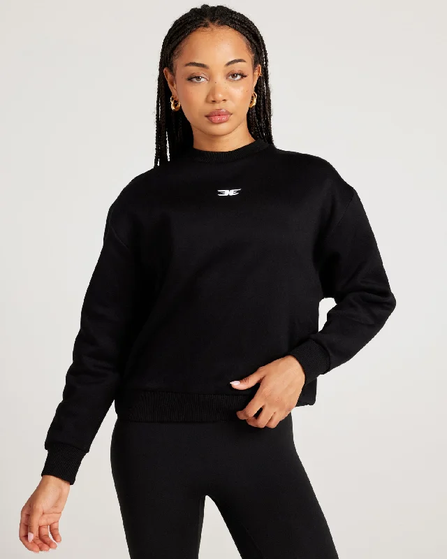 Chic Women's Outfit Classic Women's Crewneck - Black